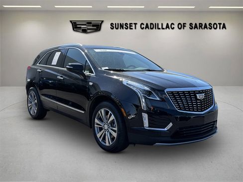 Certified 2025 Cadillac XT5 Premium Luxury image 1