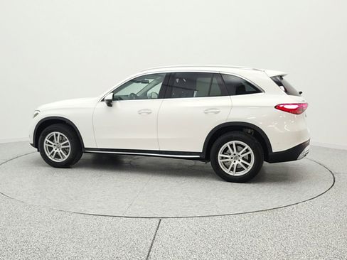 Used 2023 Mercedes-Benz GLC 300 image 8