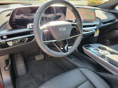 New 2025 Cadillac Lyriq Sport image 20