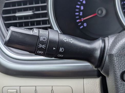 Used 2015 Kia Optima LX FWD image 23