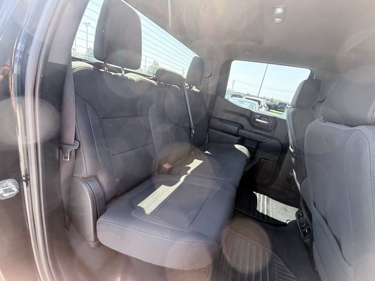 Used 2022 Chevrolet Silverado 1500 LT w/ Bed Protection Package RWD image 13
