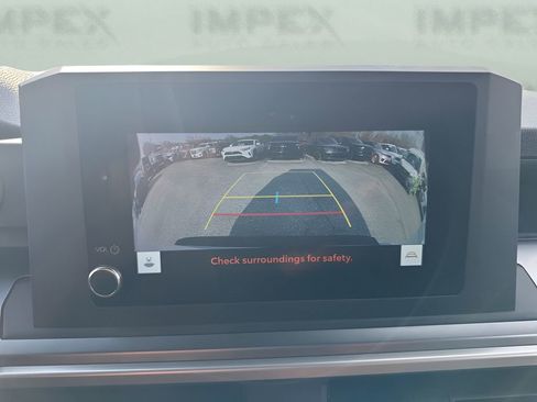 Used 2025 Toyota 4Runner SR5 image 18