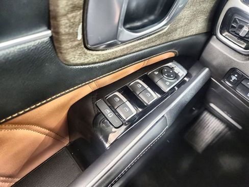 Used 2021 Kia Sorento SX Prestige image 16