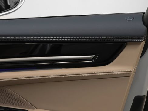 Certified 2026 Porsche Panamera GTS AWD/4WD image 34