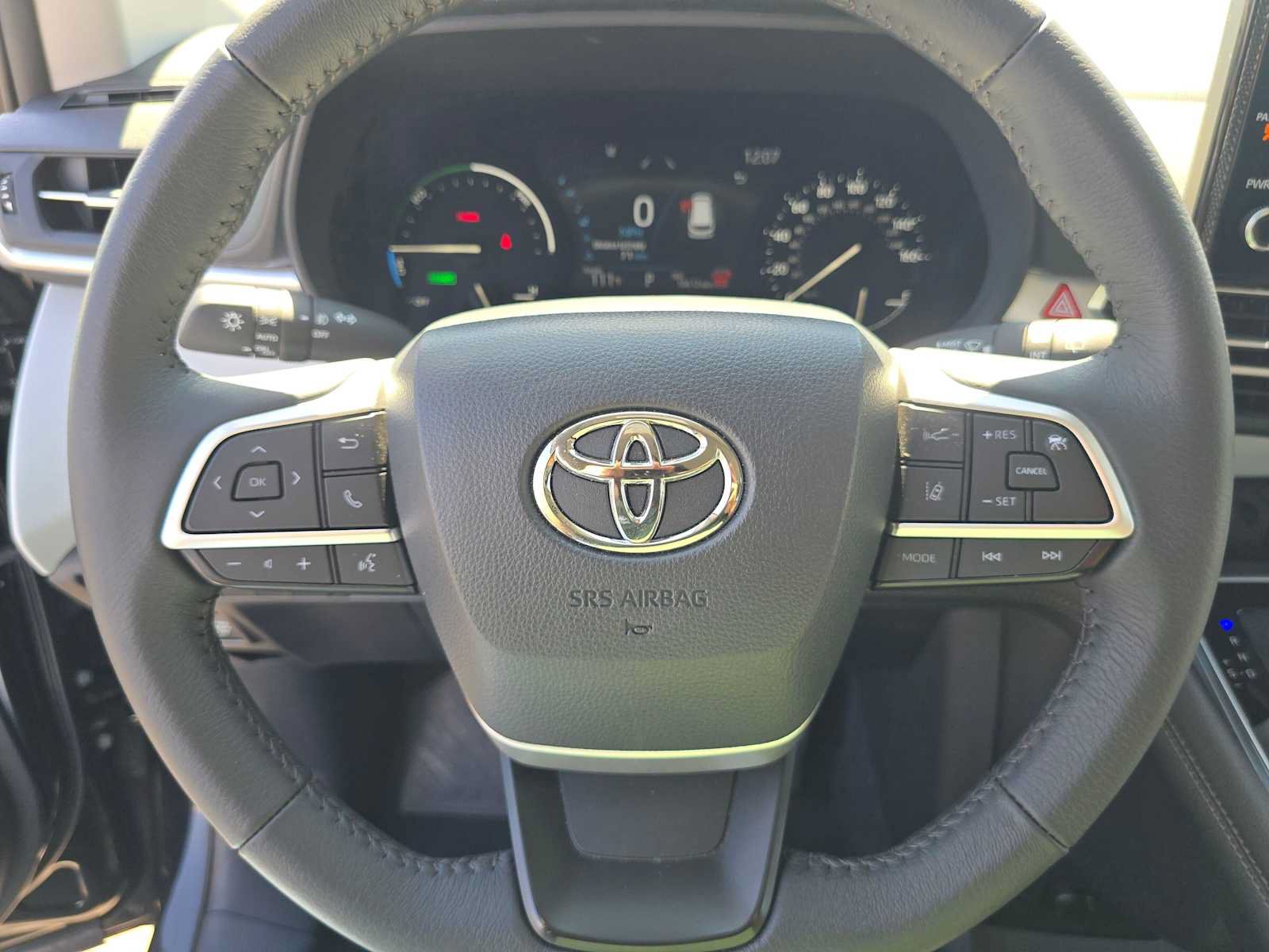 Certified 2026 Toyota Sienna XLE FWD image 26