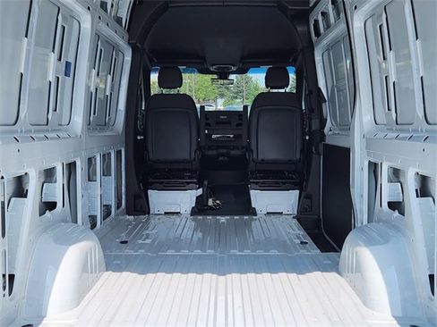 New 2025 Mercedes-Benz Sprinter 2500 image 14