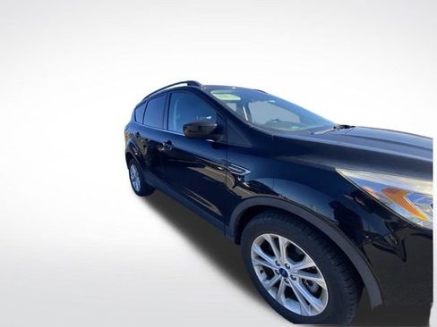 Used 2018 Ford Escape SEL w/ Ford Safe & Smart Package image 12