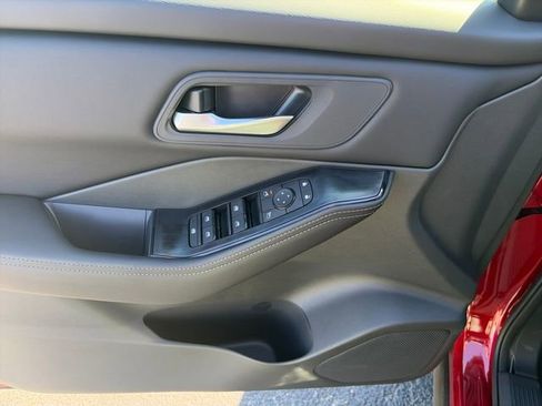 New 2026 Nissan Rogue SV AWD/4WD image 16