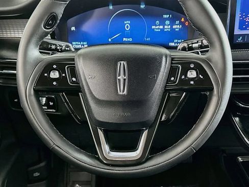 Used 2023 Lincoln Corsair FWD w/ Rear Removable Package Tray image 14
