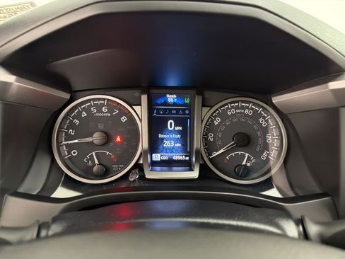 Used 2021 Toyota Tacoma Limited RWD image 24