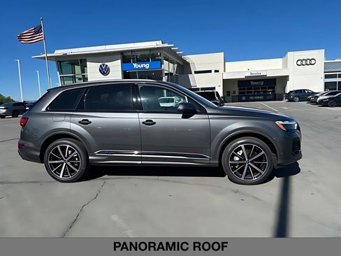 New 2026 Audi Q7 2.0T Premium Plus AWD/4WD image 2