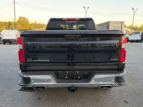 Used 2024 Chevrolet Silverado 1500 LTZ AWD/4WD image 4