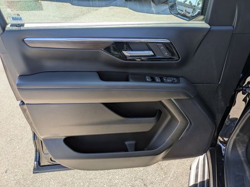 New 2026 Chevrolet Tahoe LS RWD image 7