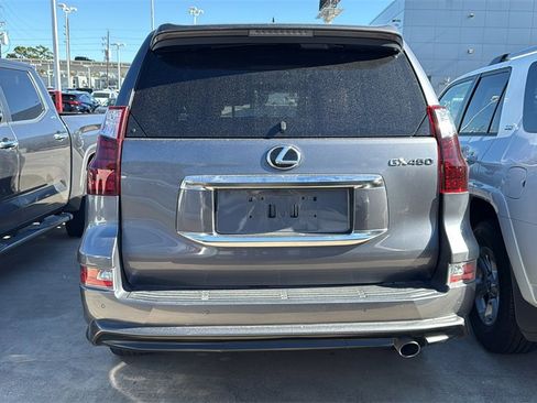 Used 2022 Lexus GX 460 Premium image 5