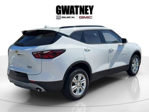 Used 2022 Chevrolet Blazer LT FWD image 3