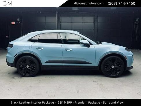 Used 2025 Porsche Macan 4 Electric AWD/4WD image 8