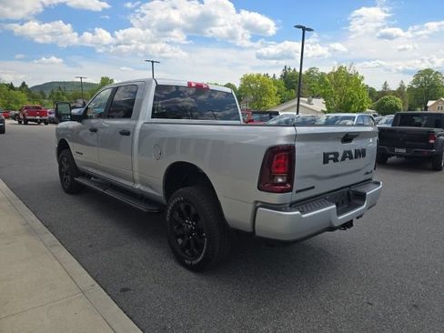 Certified 2026 RAM 2500 Big Horn AWD/4WD image 5
