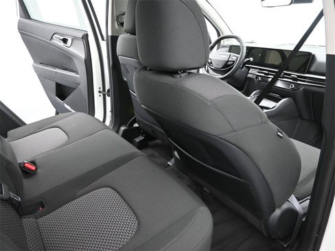 New 2026 Kia Sportage S image 19