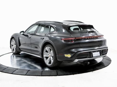 Certified 2022 Porsche Taycan 4 Cross Turismo image 3