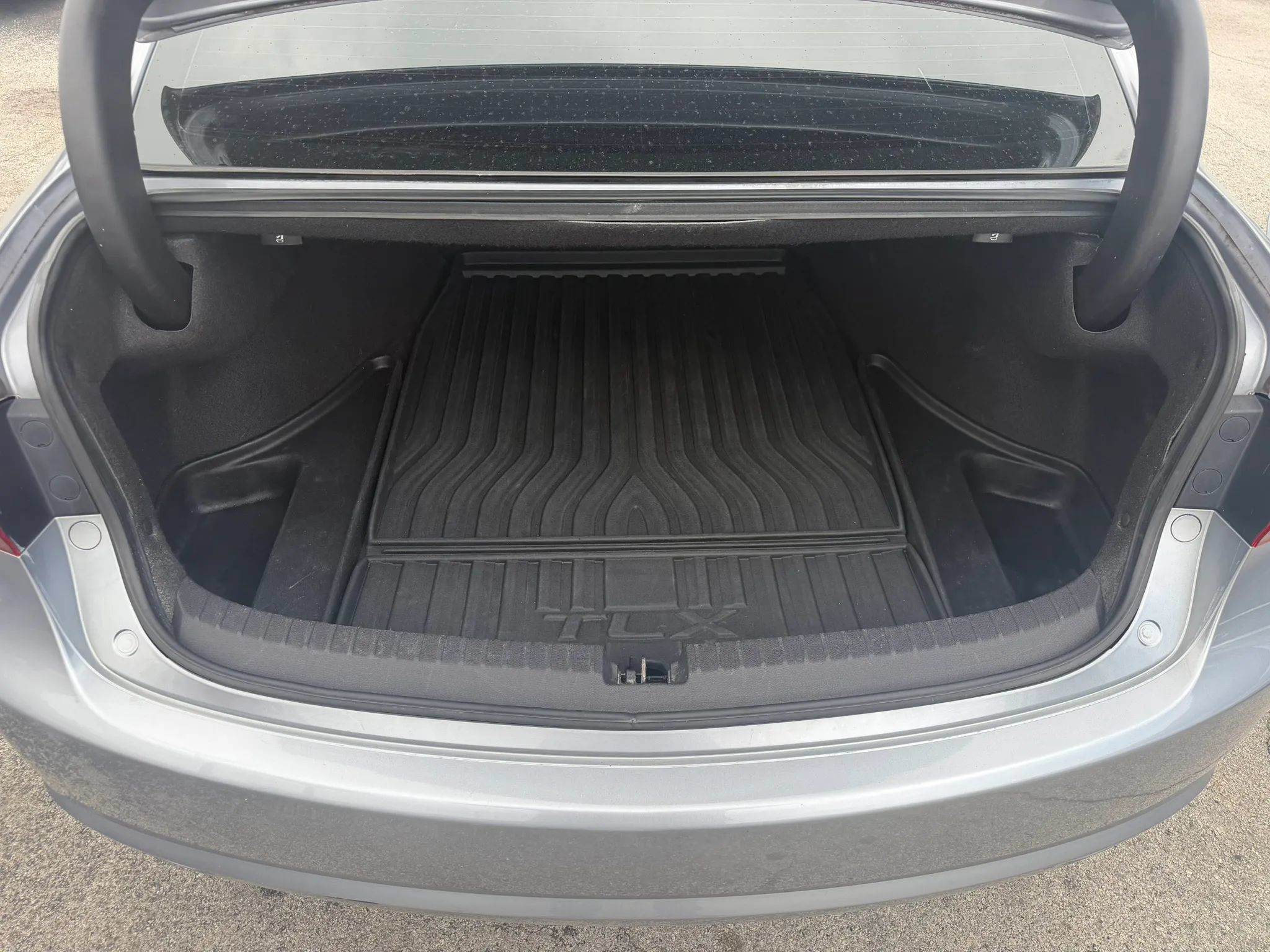 Used 2015 Acura TLX V6 FWD image 15