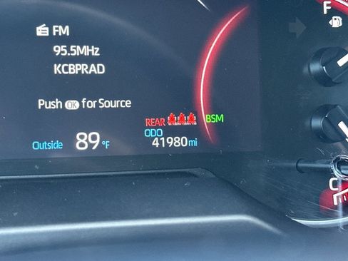 Used 2023 Toyota RAV4 XLE image 23