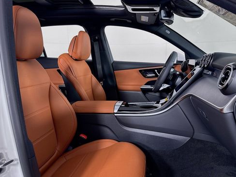 New 2026 Mercedes-Benz GLC 300 image 6