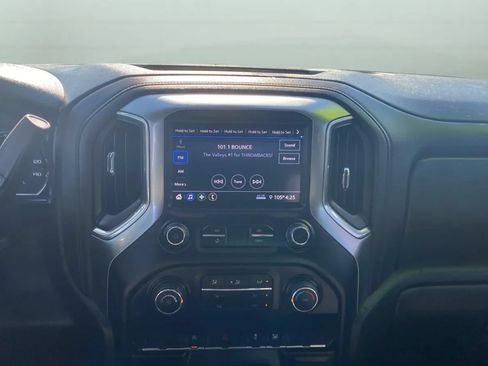 Used 2020 Chevrolet Silverado 1500 LT w/ Trailering Package AWD/4WD image 12