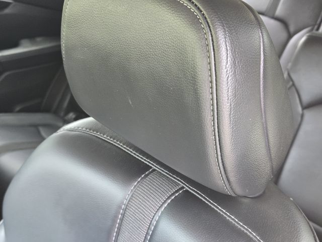 Used 2024 Honda Pilot Touring image 15