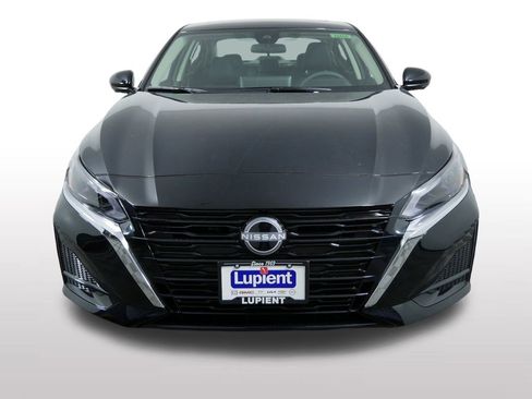 New 2025 Nissan Altima 2.5 SL image 3