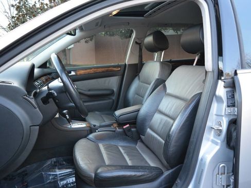 Used 2004 Audi allroad 2.7T image 10