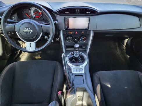Used 2016 Scion FR-S image 19