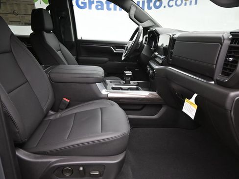 New 2026 Chevrolet Silverado 1500 LTZ w/ LTZ Convenience Package II image 6