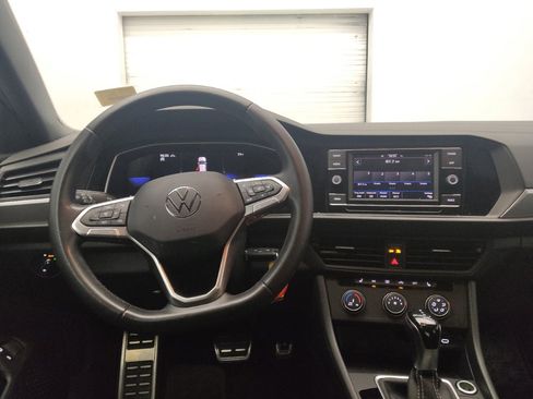 Used 2024 Volkswagen Jetta Sport FWD image 22