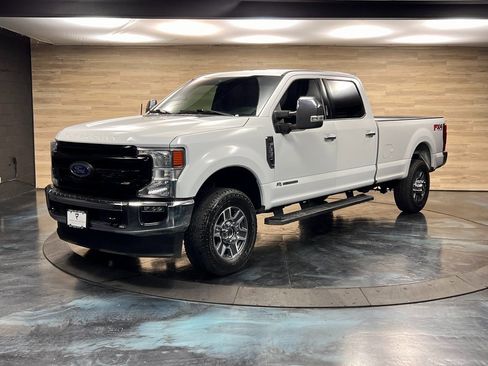 Used 2022 Ford F350 XLT w/ XLT Premium Package image 5