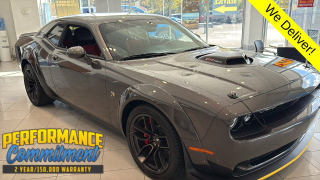 Used 2022 Dodge Challenger R/T Scat Pack RWD image 3