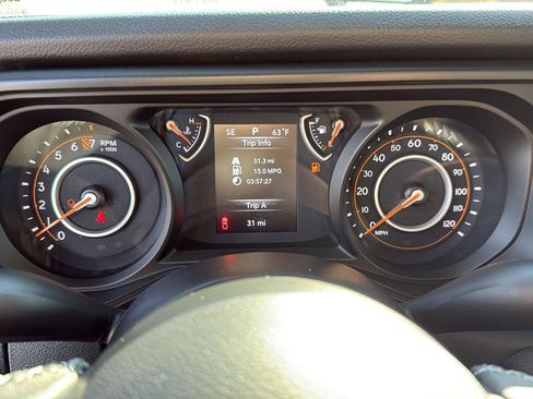 New 2025 Jeep Gladiator Sport image 16