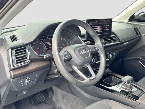 Used 2024 Audi Q5 2.0T Premium AWD/4WD image 9