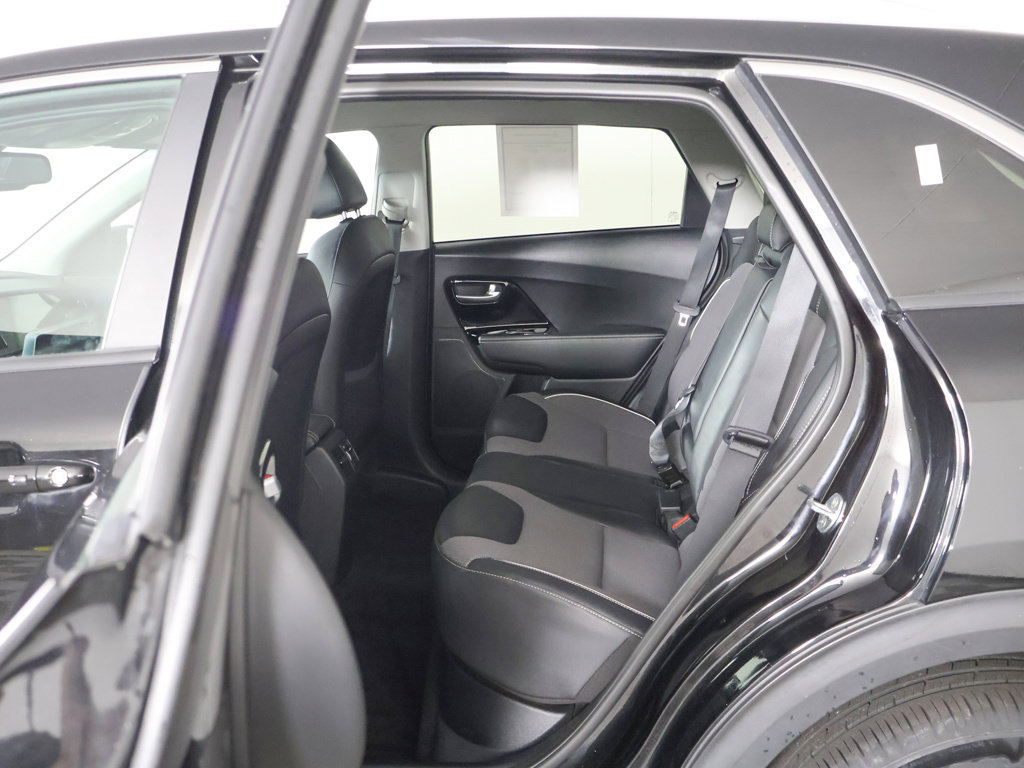 Used 2022 Kia Niro EX w/ Cold Weather Package FWD image 32