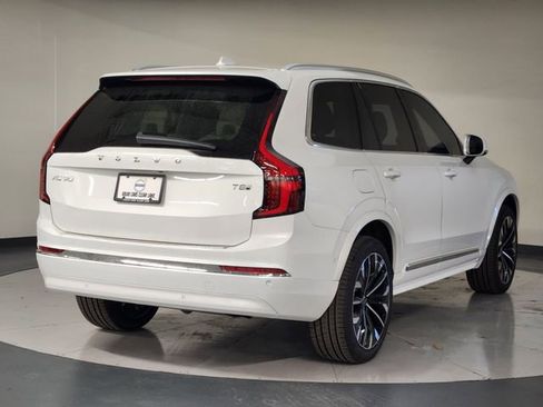 New 2026 Volvo XC90 T8 Ultra w/ Protection Package Premier AWD/4WD image 2