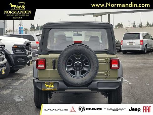 New 2026 Jeep Wrangler Sport AWD/4WD image 5
