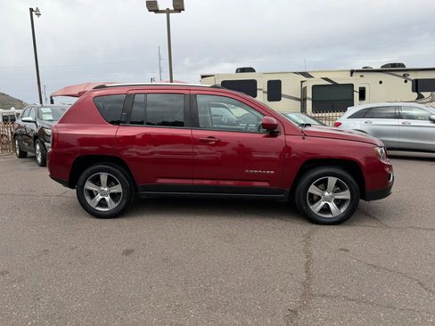 Used 2017 Jeep Compass High Altitude image 4