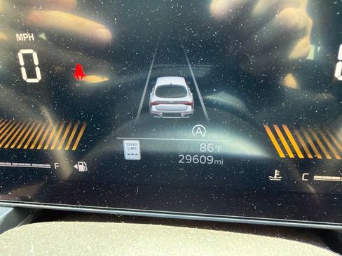 Used 2025 Kia K5 LXS FWD image 6