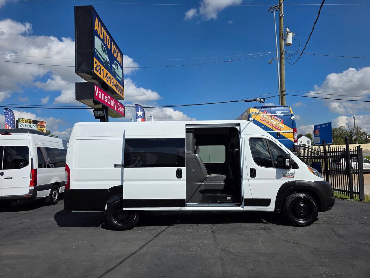 Used 2022 RAM ProMaster 3500 FWD image 5