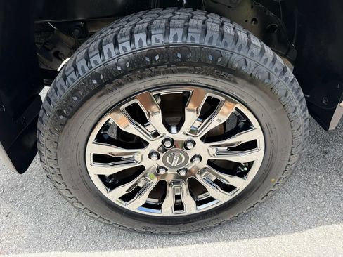 Used 2017 Nissan Titan Platinum Reserve AWD/4WD image 34
