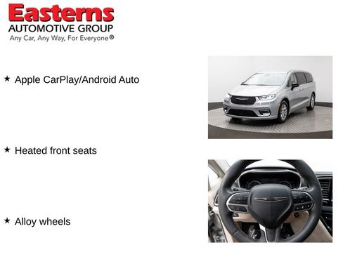 Used 2024 Chrysler Pacifica Touring-L FWD image 11