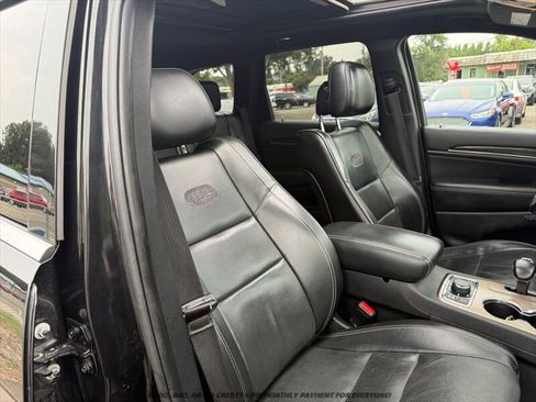 Used 2015 Jeep Grand Cherokee Overland w/ Advanced Technology Group AWD/4WD image 19