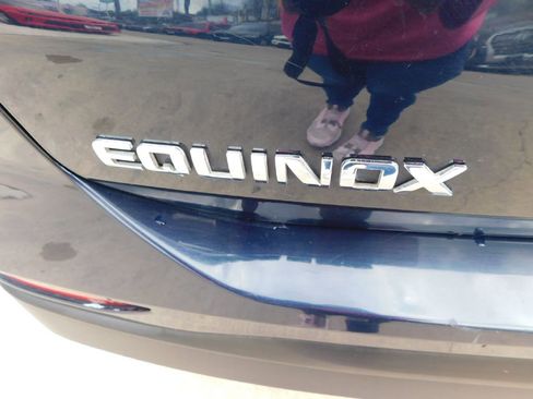 Used 2020 Chevrolet Equinox LS w/ LS Convenience Package image 12