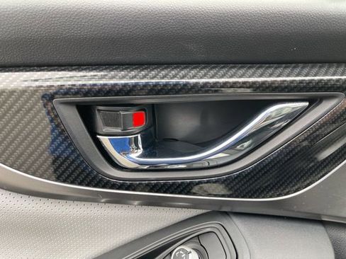 Used 2018 Subaru Crosstrek 2.0i Limited image 30