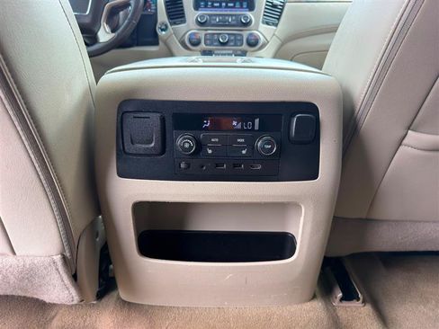 Used 2017 GMC Yukon Denali w/ Open Road Package AWD/4WD image 24
