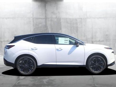 New 2026 Nissan Murano Platinum w/ Cargo Package AWD/4WD image 3